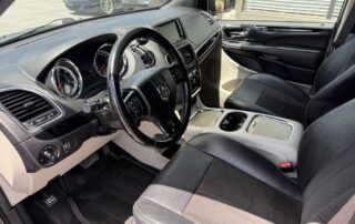 2019 Dodge Grand Caravan SXT Premium Plus