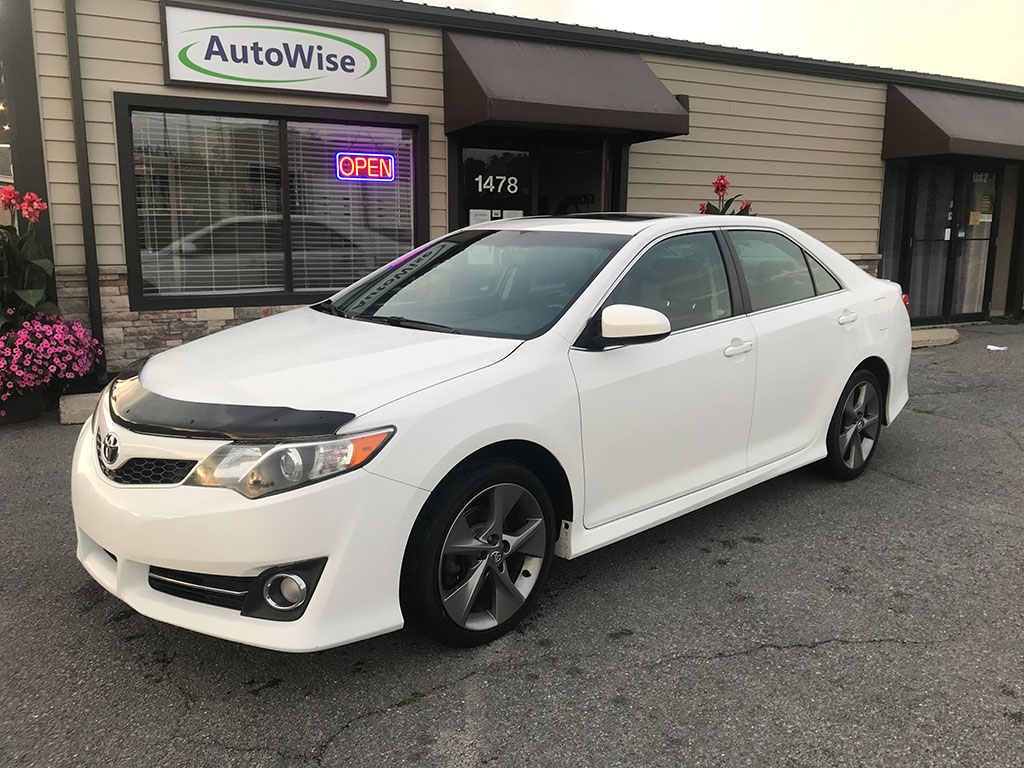 2014 Toyota Camry SE
